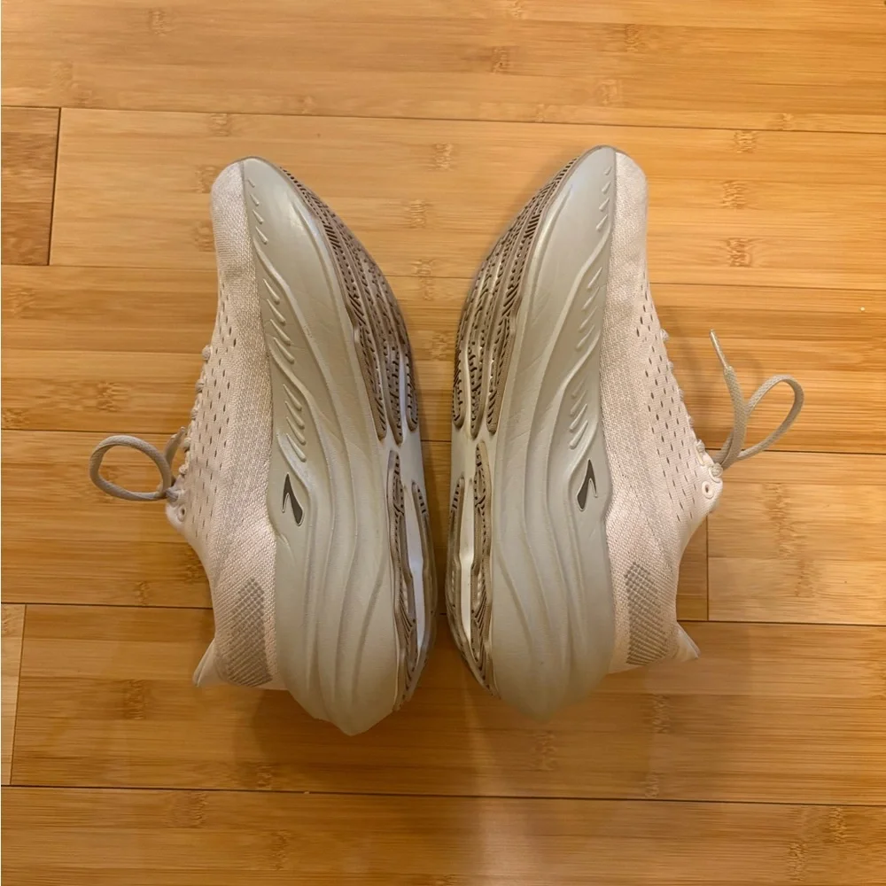 Brooks Women’s Glycerin Max Running Shoes- Size 8.5 - Picture 5 of 9